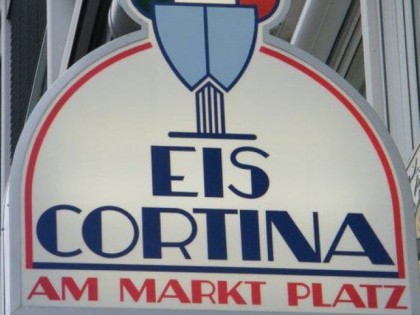 Photo: Cortina Am Marktplatz